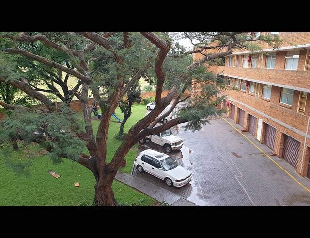 3 bed property to rent in SINOVILLE